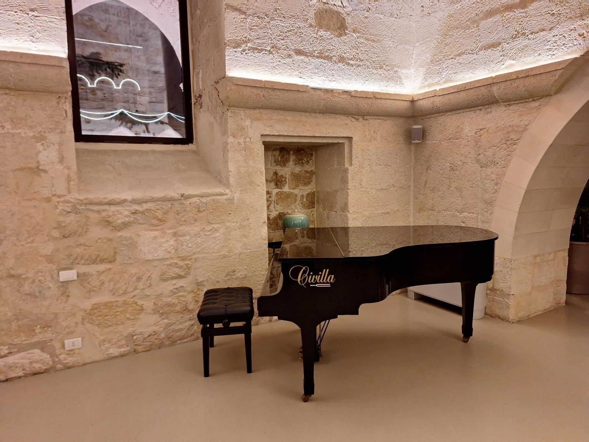 Chiostro Dei Domenicani - Dimora Storica Лечче Экстерьер фото